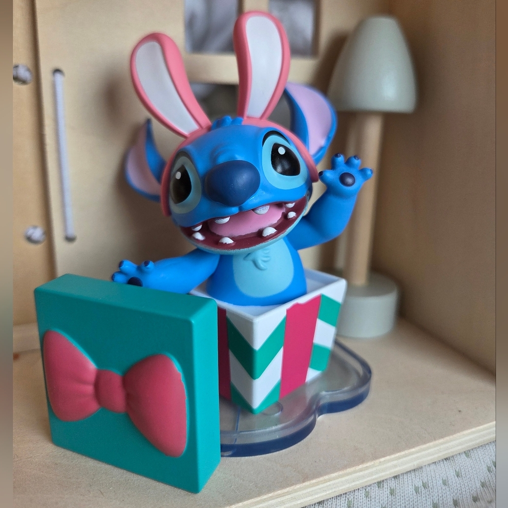 Disney Lilo & Stitch Bunny Ears Figure – Gift Box Edition